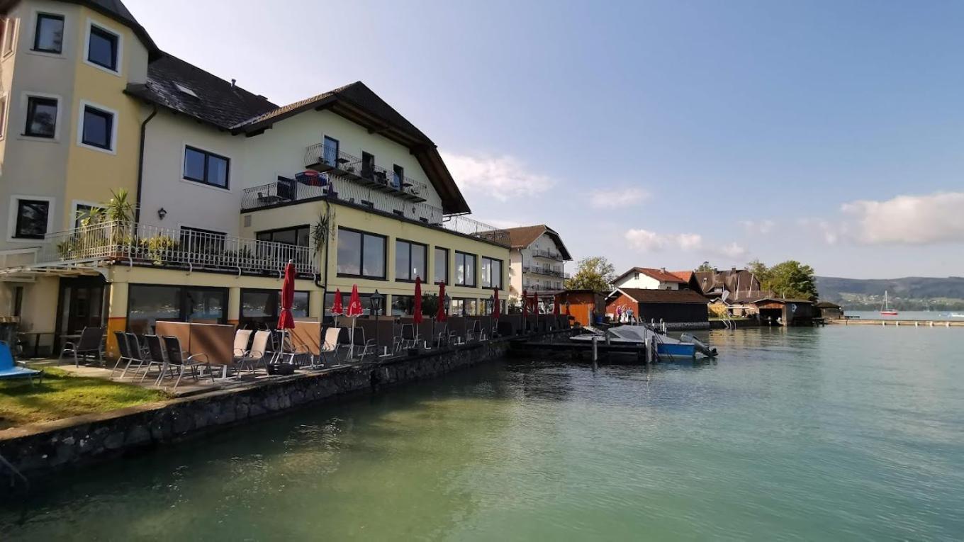 Gasthof Mit Seeterasse & Appartements Zur Landeroith Weyregg am Attersee Dış mekan fotoğraf