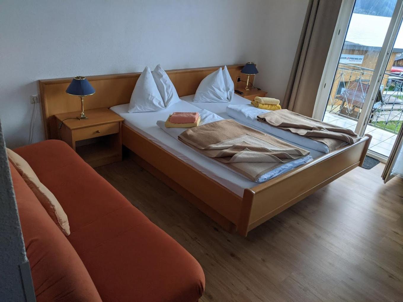 Gasthof Mit Seeterasse & Appartements Zur Landeroith Weyregg am Attersee Dış mekan fotoğraf