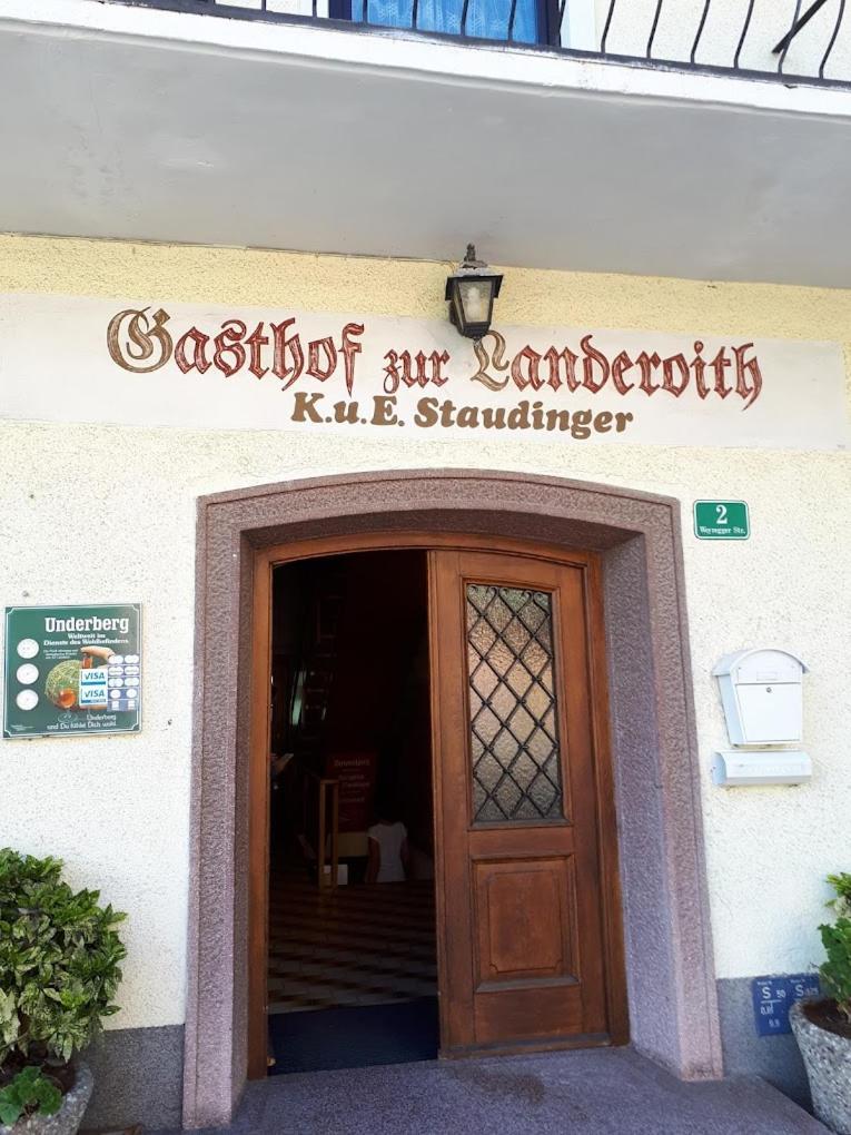 Gasthof Mit Seeterasse & Appartements Zur Landeroith Weyregg am Attersee Dış mekan fotoğraf