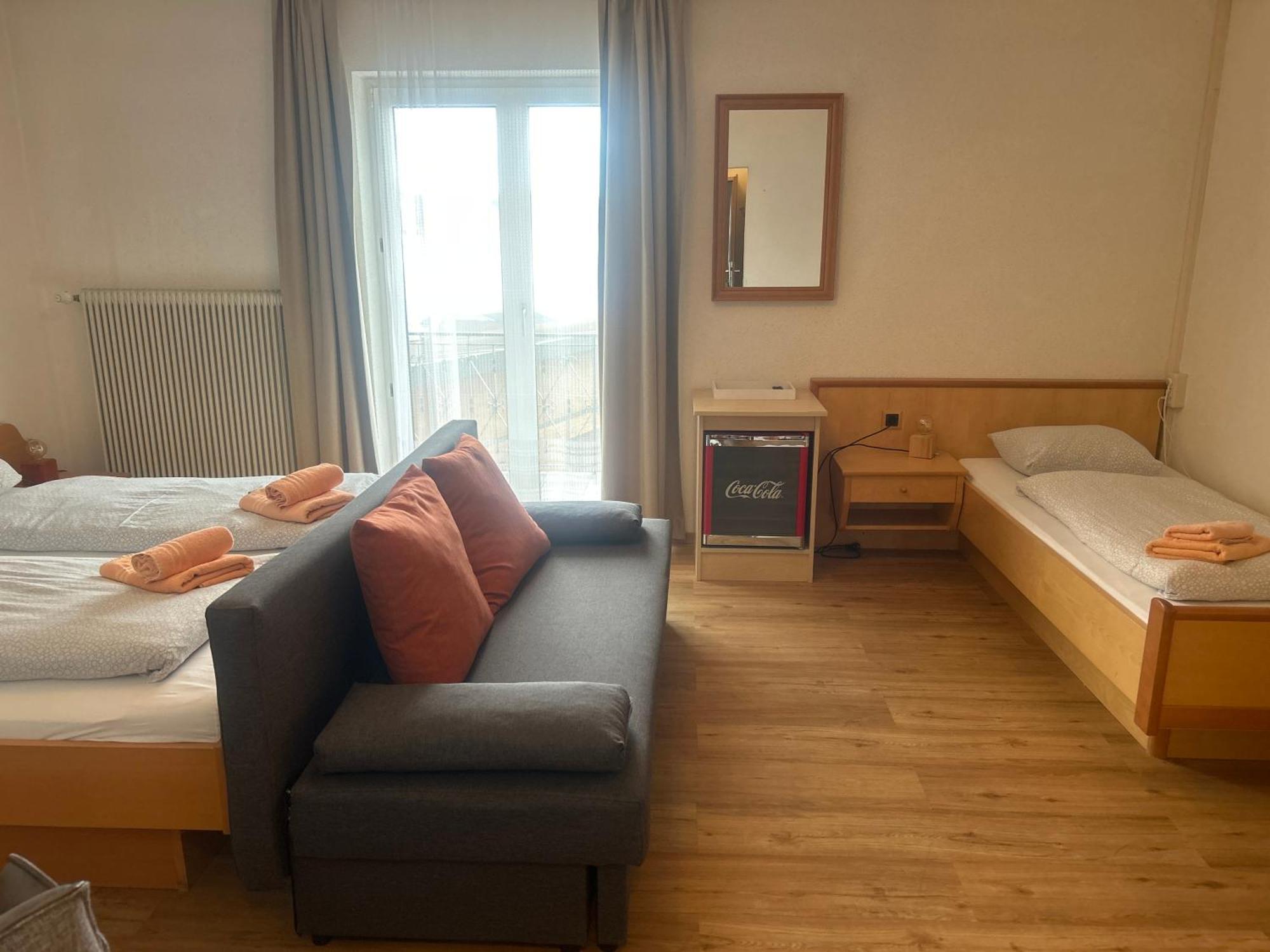 Gasthof Mit Seeterasse & Appartements Zur Landeroith Weyregg am Attersee Dış mekan fotoğraf