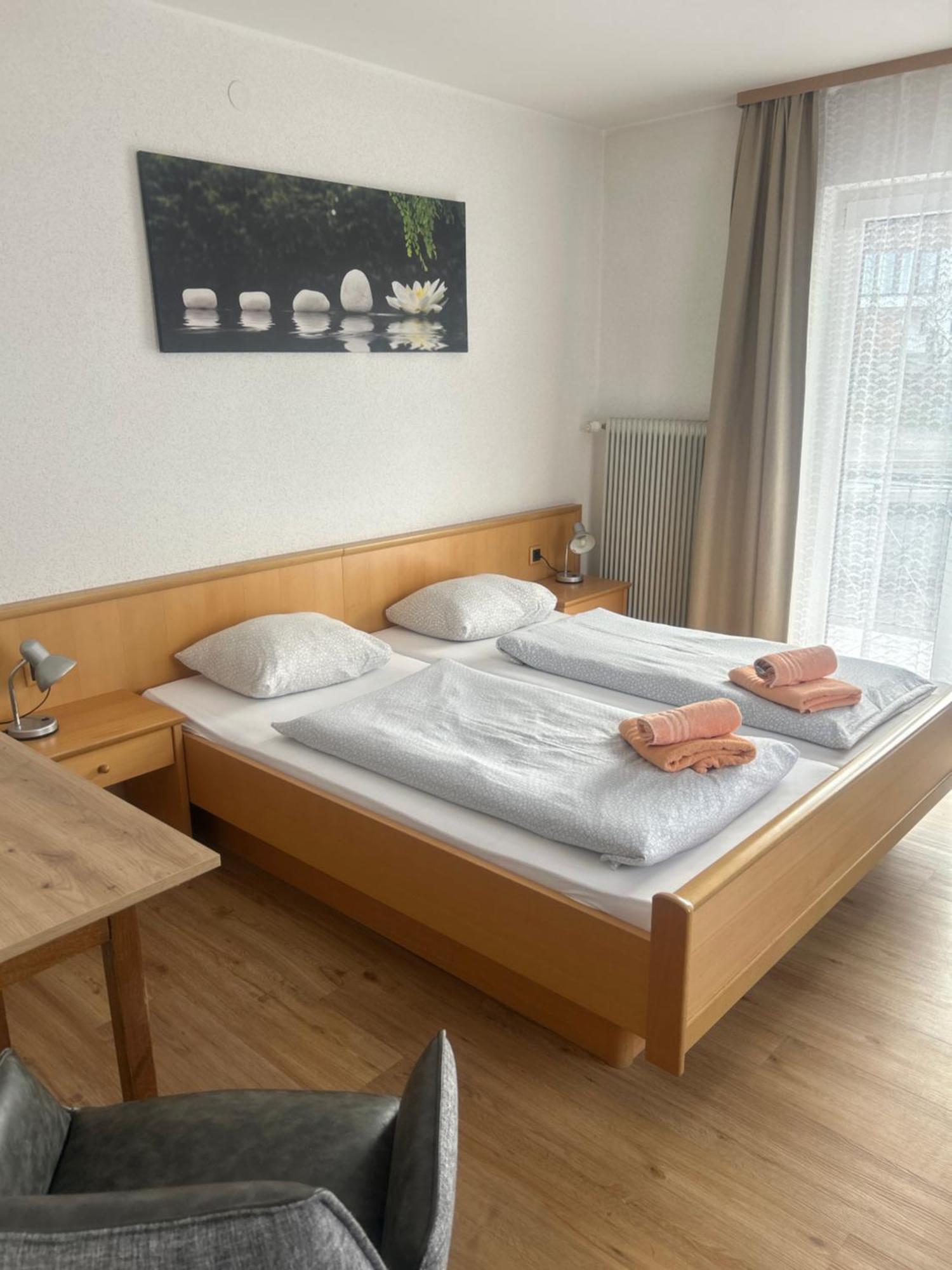 Gasthof Mit Seeterasse & Appartements Zur Landeroith Weyregg am Attersee Dış mekan fotoğraf